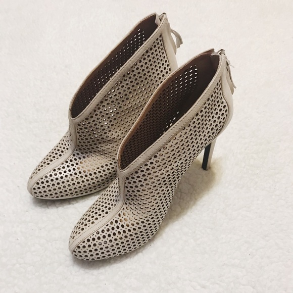 Vince Camuto Shoes - Vince Camuto perforated Heels booties size 7.5